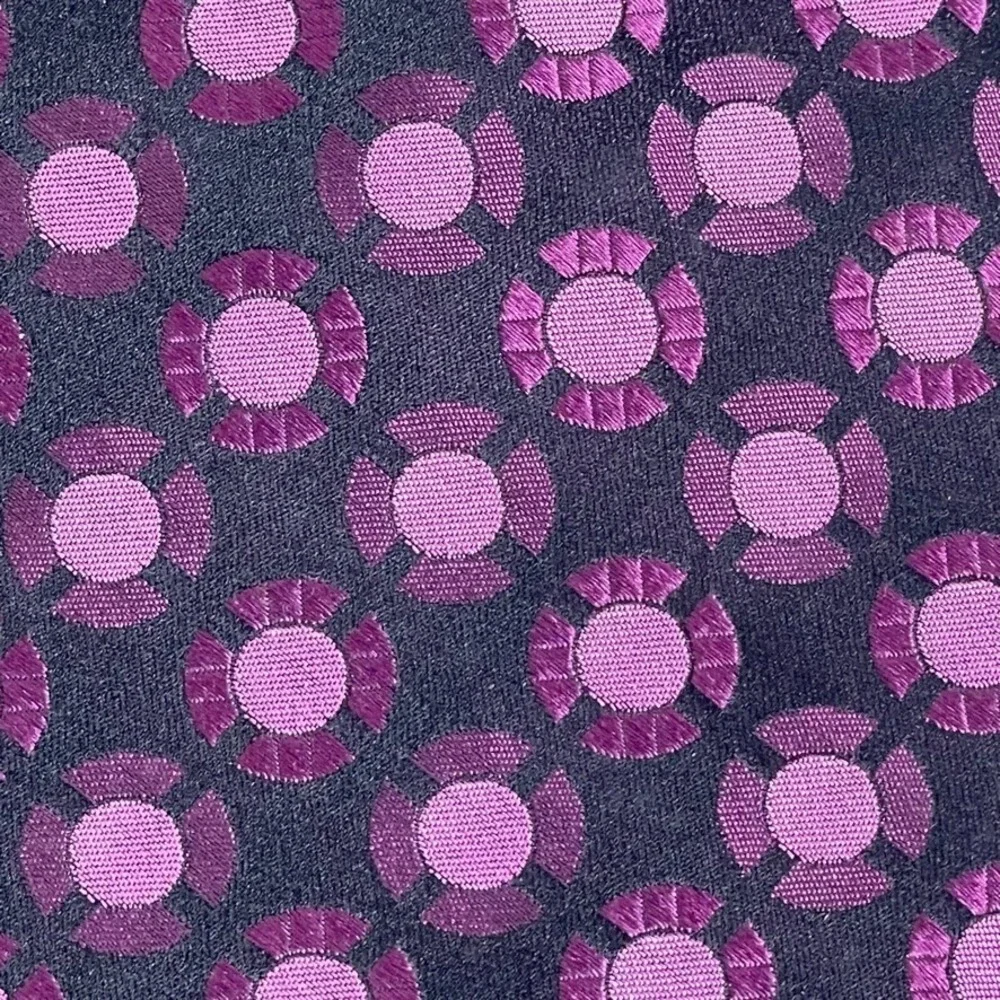 Ted Baker Silk Tie‎ Lavender Purple Geometric Designer Business Classic Look